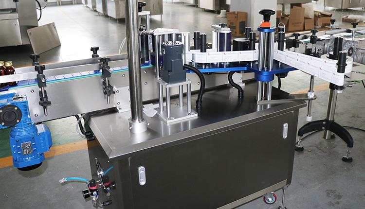 Αυτόματη μηχανή επισήμανσης αυτοκόλλητων ετικετών αυτοκόλλητων στρογγυλών φιαλών